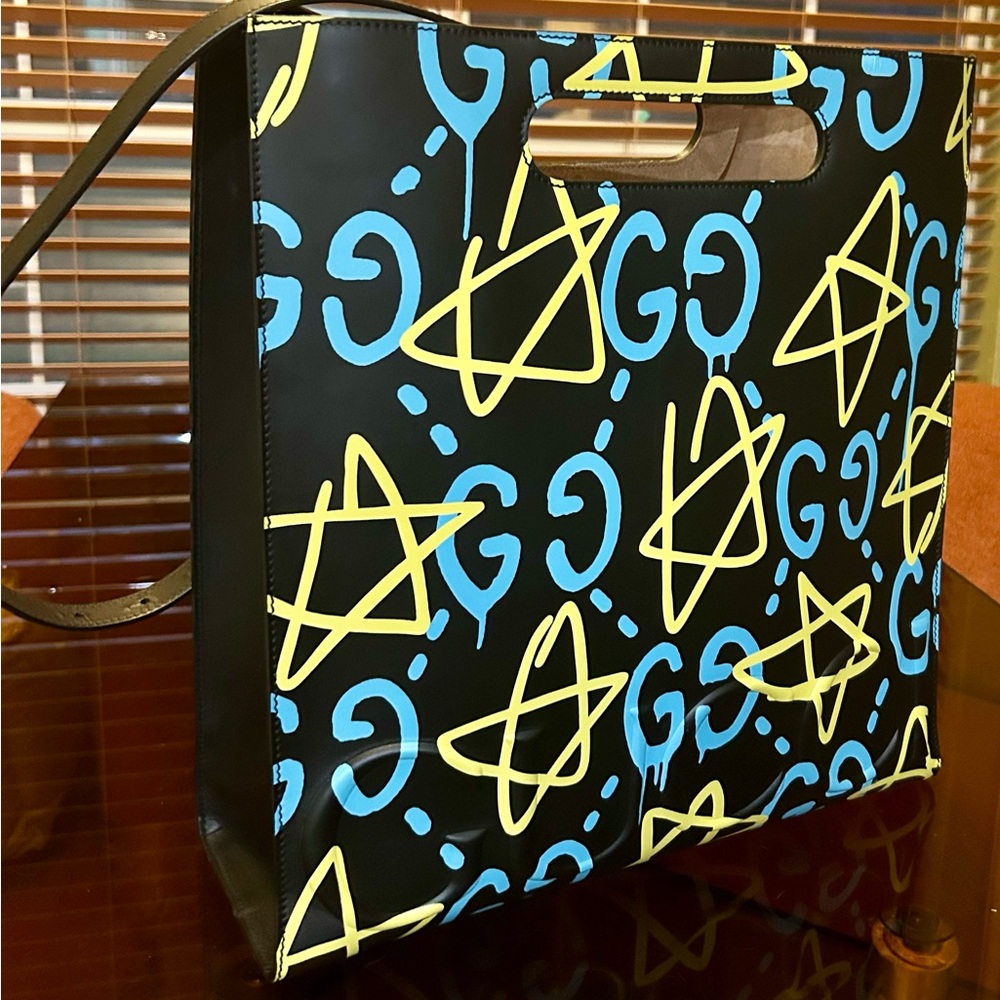 ❤️Gucci ghost graffiti tote-Excellent condition❤️